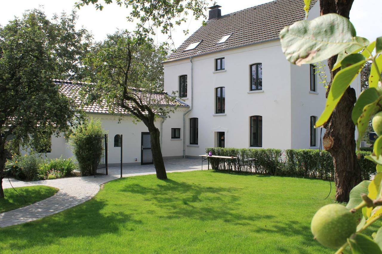 Landhotel Alte Toepferei Duisburg Exterior photo